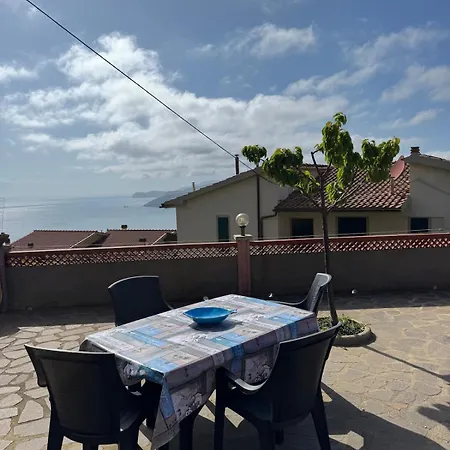Casa Golfo Stella Ferienhaus *